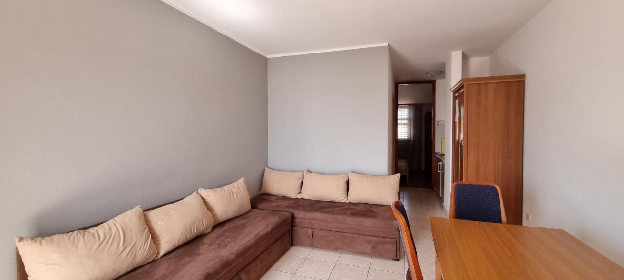 Apartments Real - 10 M From Sea Medulin Exterior foto